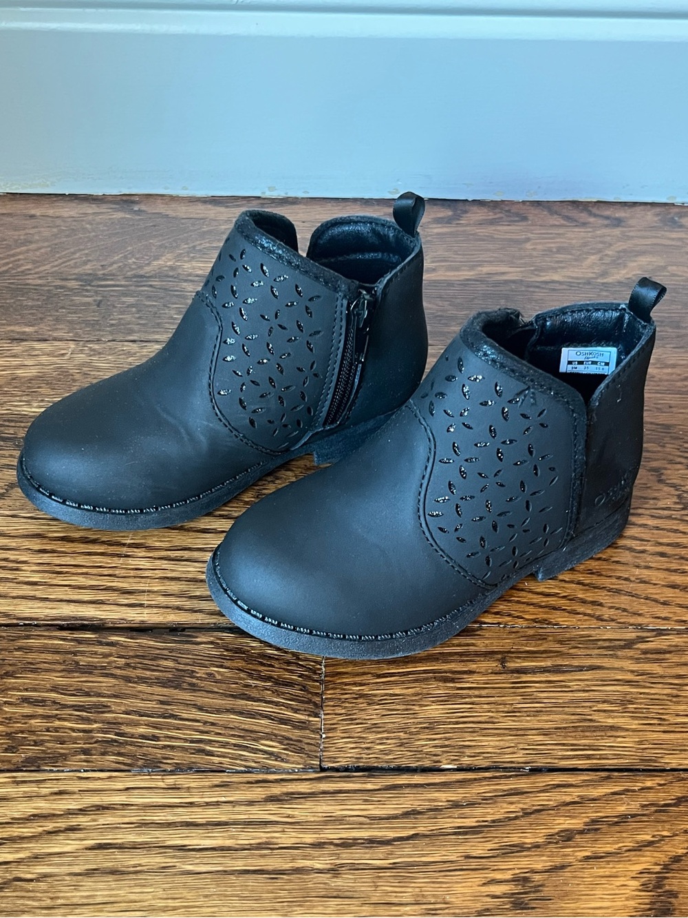 OshKosh B'gosh Black Ankle Boots with Laser-Cut Detail - Toddler Girl 9